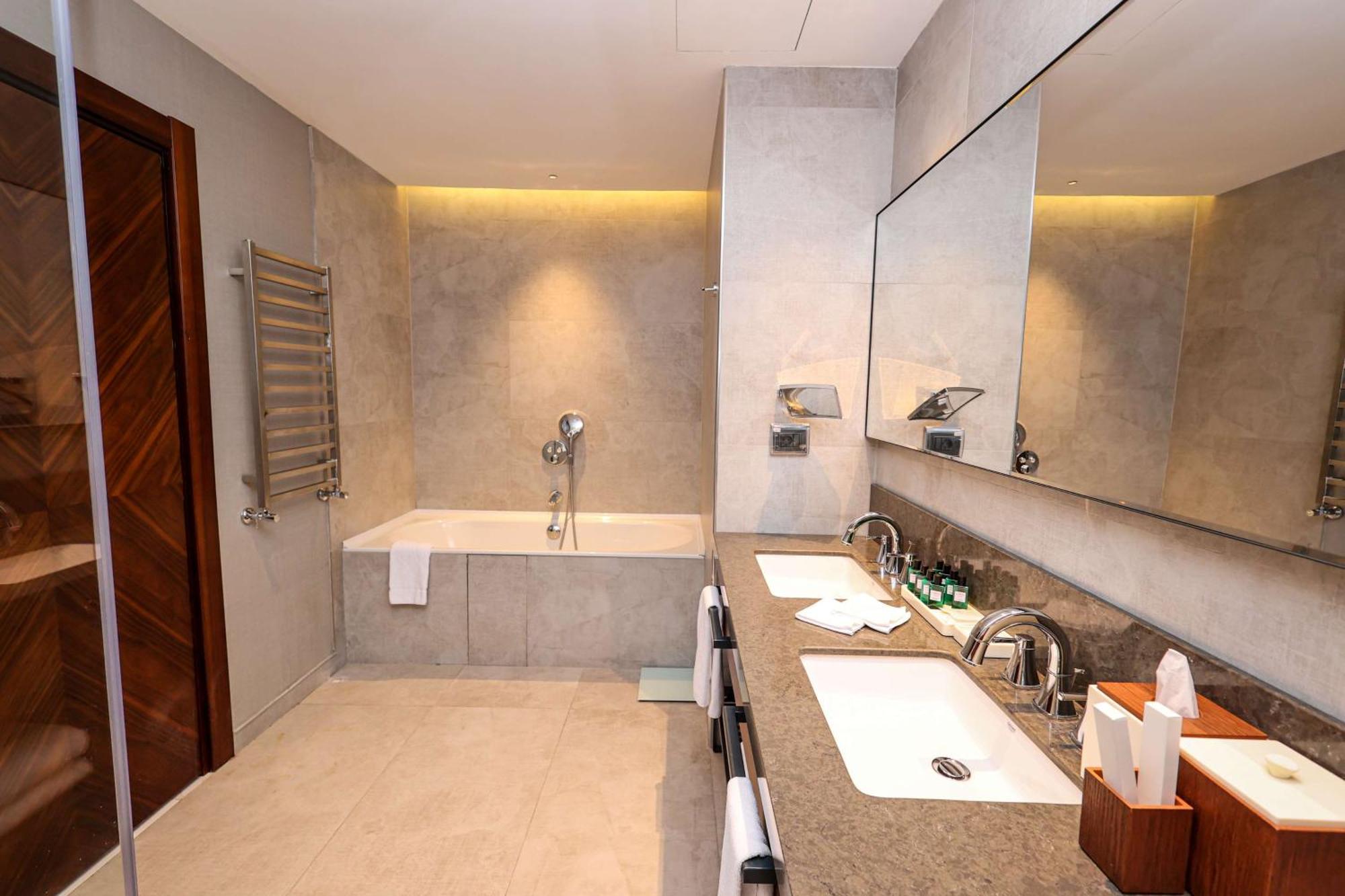 Hilton Garden Inn Samarkand Afrosiyob Eksteriør bilde